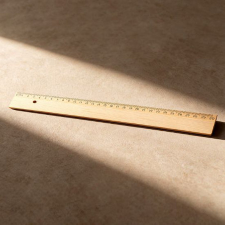 Regla de madera de 30cms